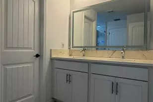656 Cotulla Dr, Kissimmee, FL 34758 - Photo 18