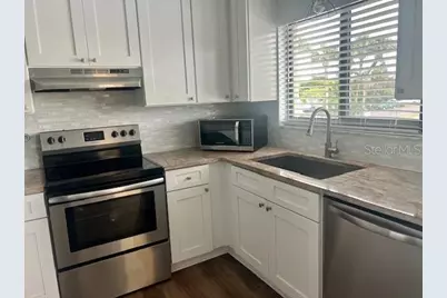 211 S 6th Street #504, Cocoa Beach, FL 32931 - Photo 6