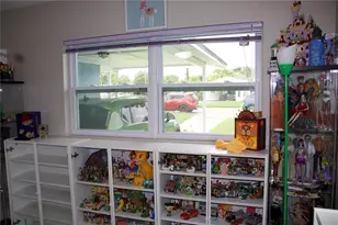 315 Amador Cir, Orlando, FL 32810 - Photo 32