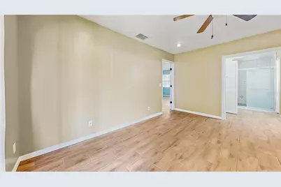 305 Medina Court, Kissimmee, FL 34758 - Photo 10