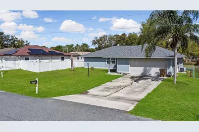 305 Medina Court, Kissimmee, FL 34758 - Photo 2