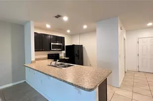 9017 Alba Ln, Kissimmee, FL 34747 - Photo 10