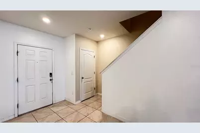 9017 Alba Lane, Kissimmee, FL 34747 - Photo 8