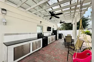 8885 Palisades Beach Ave, Orlando, FL 32829 - Photo 32