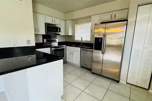 4415 Pinebark Ave, Orlando, FL 32811 - Photo 4
