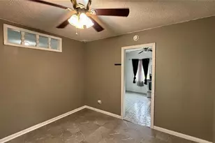 202 E Polk St, Auburndale, FL 33823 - Photo 6