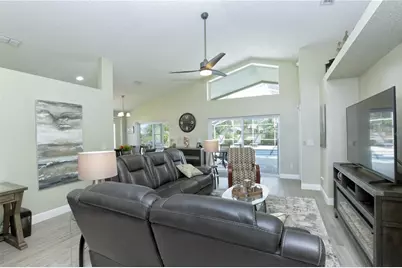 1942 Bermuda Pointe Drive, Haines City, FL 33844 - Photo 6