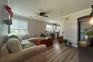 301 Pennsylvania Ave St, Saint Cloud, FL 34769 - Photo 4