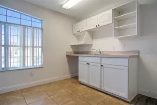 526 Caribbean Dr, Davenport, FL 33897 - Photo 6