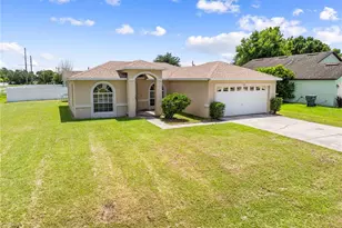688 Jaguar Ct, Poinciana, FL 34759 - Photo 2