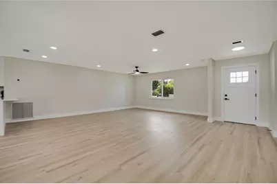 8624 Baylor Circle, Orlando, FL 32817 - Photo 10