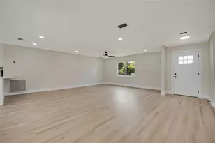 8624 Baylor Cir, Orlando, FL 32817 - Photo 10