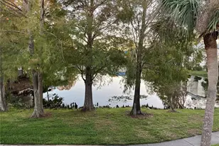 1924 Lake Atriums Cir, Orlando, FL 32839 - Photo 6