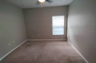 2213 Waukegan Dr, Kissimmee, FL 34758 - Photo 8