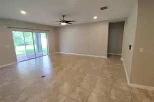 2213 Waukegan Dr, Kissimmee, FL 34758 - Photo 2