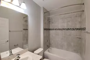 2213 Waukegan Dr, Kissimmee, FL 34758 - Photo 10