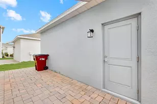 2538 Peace Of Mind Ave, Kissimmee, FL 34744 - Photo 18