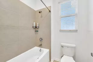 2538 Peace Of Mind Ave, Kissimmee, FL 34744 - Photo 32