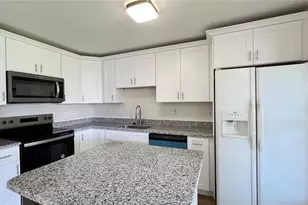2848 Club Cortile Cir, Kissimmee, FL 34746 - Photo 16