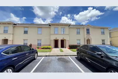 2848 Club Cortile Circle, Kissimmee, FL 34746 - Photo 2