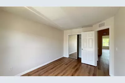 2848 Club Cortile Circle, Kissimmee, FL 34746 - Photo 32