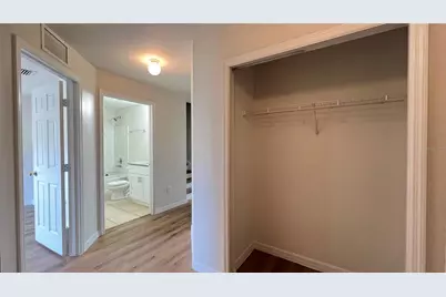 2848 Club Cortile Circle, Kissimmee, FL 34746 - Photo 4