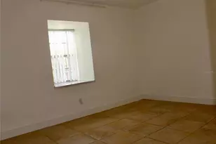 9101 Tudor Dr, Tampa, FL 33615 - Photo 18