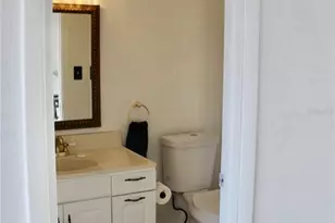 9101 Tudor Dr, Tampa, FL 33615 - Photo 8