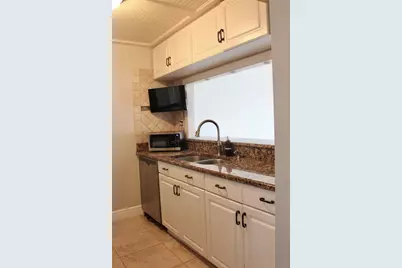 9101 Tudor Drive #F206, Tampa, FL 33615 - Photo 10