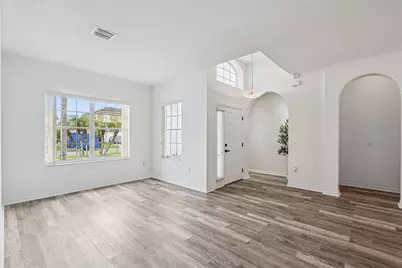2529 Jasmine Trace Drive, Kissimmee, FL 34758 - Photo 4