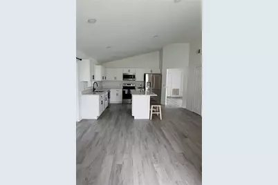 303 Silk Oak Drive, Kissimmee, FL 34743 - Photo 2