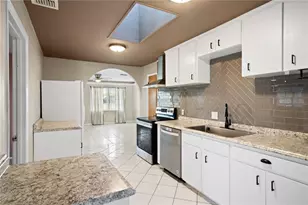 805 Center St, Dundee, FL 33838 - Photo 14