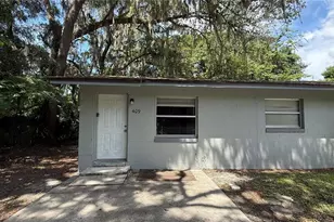 409 Lake St, Wildwood, FL 34785 - Photo 1