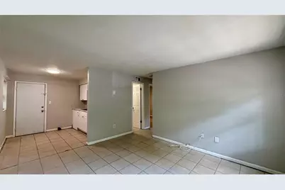 409 Lake Street, Wildwood, FL 34785 - Photo 4