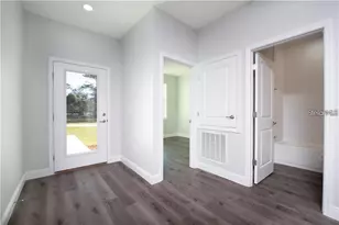 574 Geraldine Dr, Deltona, FL 32725 - Photo 2