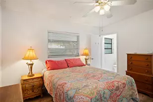 1840 N Powers Dr, Orlando, FL 32818 - Photo 16