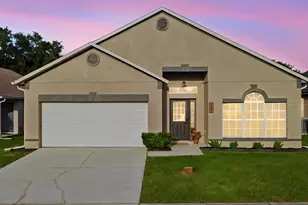 2104 Mallard Creek Cir, Kissimmee, FL 34743 - Photo 2