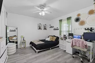 2472 Pine Chase Cir, Saint Cloud, FL 34769 - Photo 16