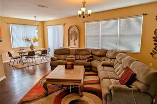 4664 Caverns Dr, Kissimmee, FL 34758 - Photo 8