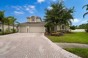 197 Brandy Creek Cir SE, Palm Bay, FL 32909 - Photo 1