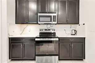 1045 Dudley Dr, Kissimmee, FL 34758 - Photo 4