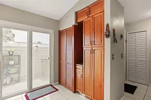 49 Pine Island Cir, Kissimmee, FL 34743 - Photo 10
