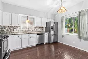 5711 21st St W, Bradenton, FL 34207 - Photo 18