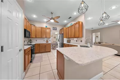 1803 Charles Court, Saint Cloud, FL 34771 - Photo 10