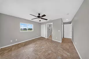 1223/1225 NE 15th Ln, Cape Coral, FL 33909 - Photo 12