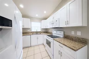1223/1225 NE 15th Ln, Cape Coral, FL 33909 - Photo 6