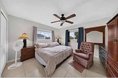 1223/1225 NE 15th Lane, Cape Coral, FL 33909 - Photo 20