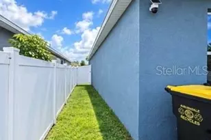 635 Autumn Stream Dr, Auburndale, FL 33823 - Photo 24