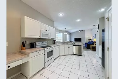 2216 Mallory Cir, Haines City, FL 33844 - Photo 24