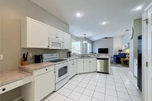 2216 Mallory Cir, Haines City, FL 33844 - Photo 24